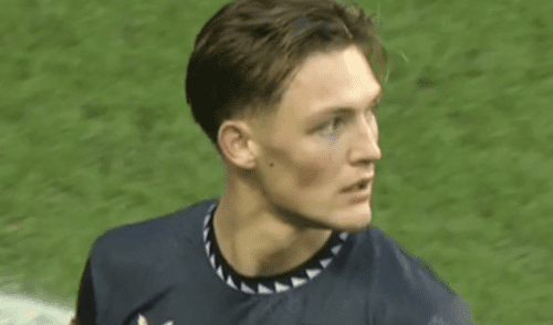 Oliver Sonne debutó con Burnley y su DT tuvo palabras de elogio