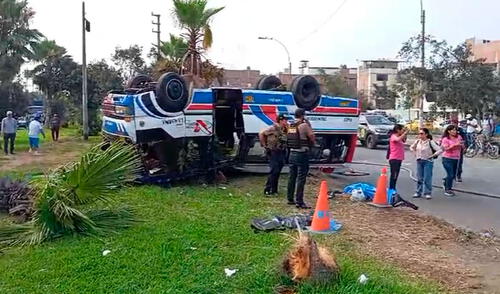 Accidente en San Martín de Porres dejó tres personas fallecidas. Foto: Grecia Infante/ La República Accidente en San Martín de Porres dejó tres personas fallecidas. Foto: Grecia Infante/ La República