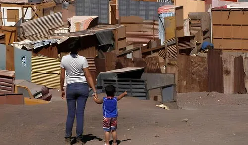 9,8 millones de peruanos son pobres, según INEI. 9,8 millones de peruanos son pobres, según INEI.