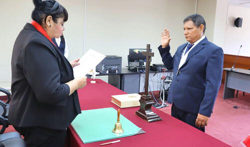 El acto, subraya el compromiso de Palomino Barranzuela con el fortalecimiento del sistema judicial en su jurisdicción. Palomino Barranzuela asume como nuevo Juez de Paz Letrado.
