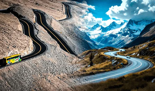 Esta carretera busca conectar 5 regiones e impulsaría el comercio en esta nación sudamericana. Foto: composición LR/Gerson Cardoso/Gob.Perú Perú