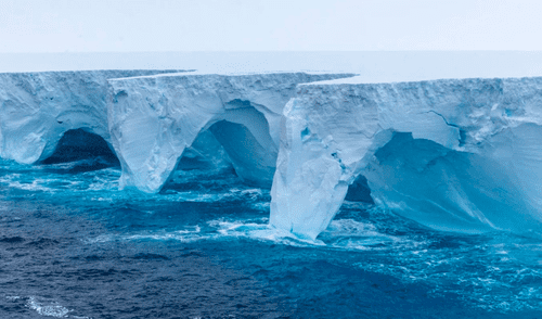 El iceberg A23A se aproxima a la isla Georgia