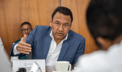 El ministro Ángel Manero, ante la sobreproducción de mango en Lambayeque, pidió no sembrar la fruta hasta 2028. | Foto: GORE Lambayeque. El ministro Ángel Manero, ante la sobreproducción de mango en Lambayeque, pidió no sembrar la fruta hasta 2028.