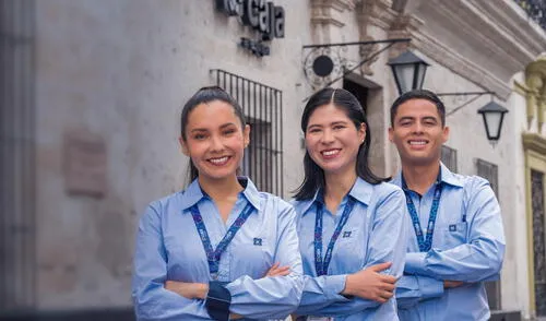 Caja Arequipa resalta su posición en el sector de microfinanzas.