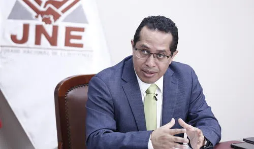 Roberto Burneo, presidente del JNE.