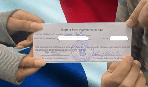 El Programa de Asistencia Social Educativa Universal (PASE-U) en Panamá otorga ayuda económica a estudiantes, pero para recibir el tercer pago de 2024, los acudientes deben asistir a la Escuela para Padres.