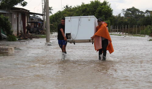 Medidas buscan mitigar el riesgo de pérdidas económicas y dificultades que puedan enfrentar los deudores.Cerca de 600 distritos de la costa norte y la sierra del país están en riesgo por intensas lluvias.