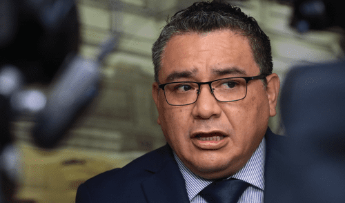 Juan José Santiváñez prometió renunciar si el estado de emergencia no funcionaba. Foto: difusión Juan José Santiváñez prometió renunciar si el estado de emergencia no funcionaba.