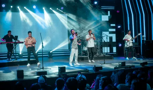 BMT, banda tributo a Bruno Mars, se presenta en Lima.