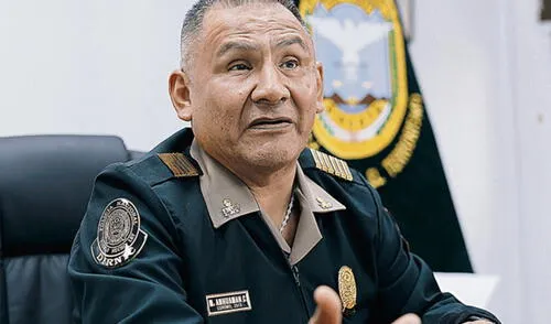 Max Anhuamán antes de asumir el cargo como jefe de la DINI estuvo en la Dirección Ejecutiva de la DINI. Foto: Antonio Melgarejo/ La República. Max Anhuamán antes de asumir el cargo como jefe de la DINI estuvo en la Dirección Ejecutiva de la DINI. Foto: Antonio Melgarejo/ La República.