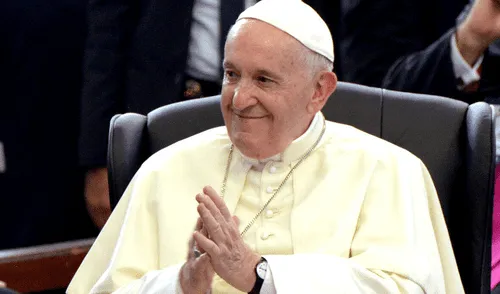 El papa ha sido hospitalizado desde hace más de una semana, y su pronóstico "es actualmente reservado", según indicó el Vaticano. Foto: France 24. El papa ha sido hospitalizado desde hace más de una semana, y su pronóstico "es actualmente reservado", según indicó el Vaticano. Foto: France 24.