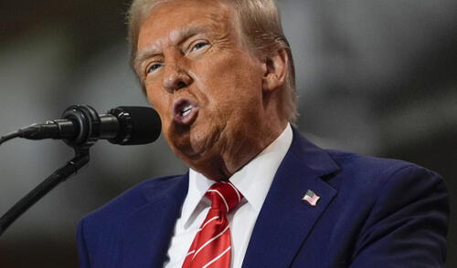 Donald Trump anunció la medida a través de un post en su red social Truth Social sobre el fin de la petrolera. Foto: AFP Donald Trump