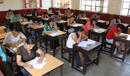 Docentes ascendieron a escalas superiores de la carrera pública magisterial.