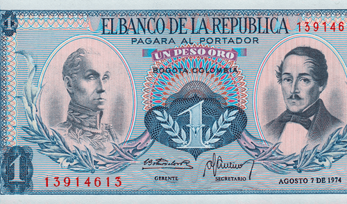 La moneda más antigua de América Latina ha estado asociado a diversas monedas de referencia internacionales.
