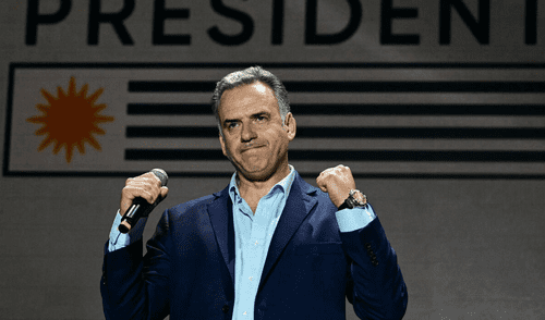 Orsi juró ante la Asamblea General y es el nuevo presidente de Uruguay. Foto: Composición LR. Orsi juró ante la Asamblea General y es el nuevo presidente de Uruguay. Foto: Composición LR.