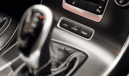 El procedimiento adecuado al apagar un automóvil automático evita una tensión. Foto: Difusión.
