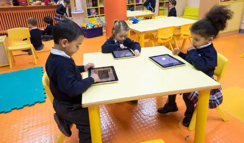 El concurso está abierto a colegios de todo el país y se organiza en dos niveles: primaria y secundaria.