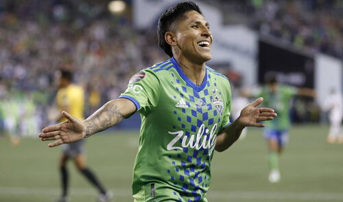 Raúl Ruidíaz podría continuar su carrera en la MLS. Foto: AFP