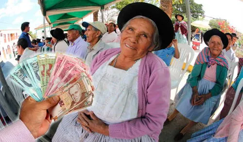 Adultos mayores peruanos puede acceder a pensión otorgada por el Estado en 2025.