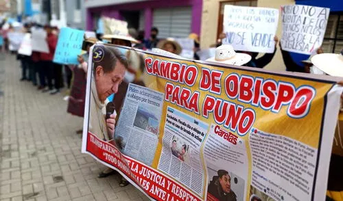 Feligreses cuestionan también que hermandad aún no es reconocida por la Iglesia. Foto: Liubomir Fernández / La República