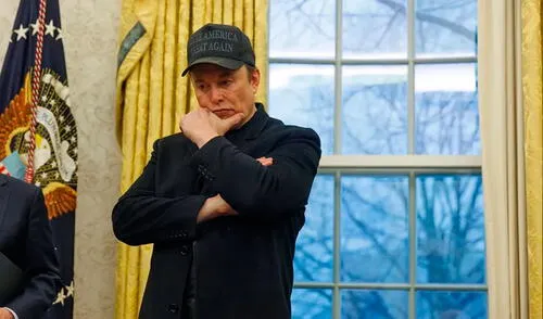 Oficinas federales en Florida enfrentan cierre como parte de un plan de reducción de costos del gobierno.