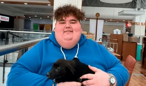 Murió Efecan Kültür, influencer turco de mukbang, la popular tendencia de comer en exceso ante cámara