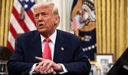 Trump ordena ofensiva contra hutíes de Yemen tras ataques a buques comerciales: "El infierno se desatará sobre ustedes"