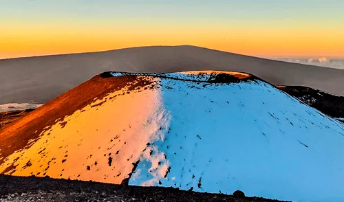 El Mauna Kea, en Hawái, desafío la percepción tradicional de cuál es la montaña más alta del planeta. Foto: No Bedtimes. Esta es la montaña más alta de la Tierra medida desde su base submarina