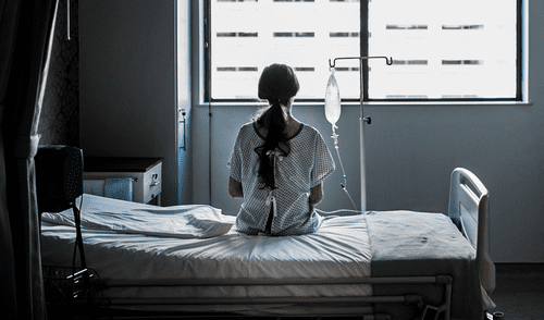 Noelia, la joven con paraplejia, recibirá eutanasia en España luego de ganar juicio a su padre quien frenó su pedido una vez