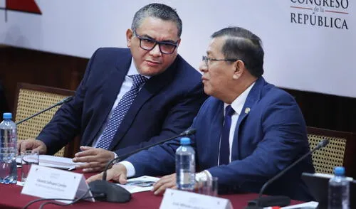 Peligro de boicot. El ministro del Interior, Juan José Santiváñez, le pidió al presidente del Congreso, Eduardo Salhuana, asistir al pleno este viernes. Foto: Carlos Félix / LR Peligro de boicot. El ministro del Interior, Juan José Santiváñez, le pidió al presidente del Congreso, Eduardo Salhuana, asistir al pleno este viernes.