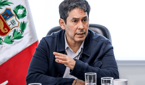 Julio Demartini labora como asesor en el Mincetur y percibe 15.600 soles mensuales. Foto: composición LR. Julio Demartini labora como asesor en el Mincetur y percibe 15.600 soles mensuales. Foto: composición LR.