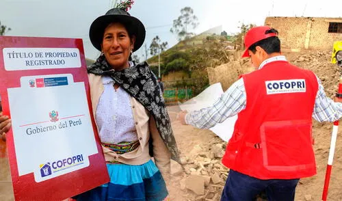 Cofopri entrega títulos de propiedad totalmente gratis a familias peruanas.