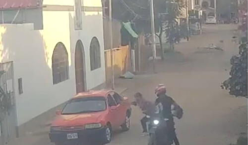 Sicarios que se desplazaban a bordo de una moto lineal asesinaron a dos personas transitaban al interior de un vehículo. Foto: LR