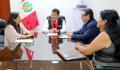 Ambas autoridades acordaron acciones conjuntas para garantizar una justicia más eficiente y transparente en Tumbes. Ambas autoridades acordaron acciones conjuntas para garantizar una justicia más eficiente y transparente en Tumbes.