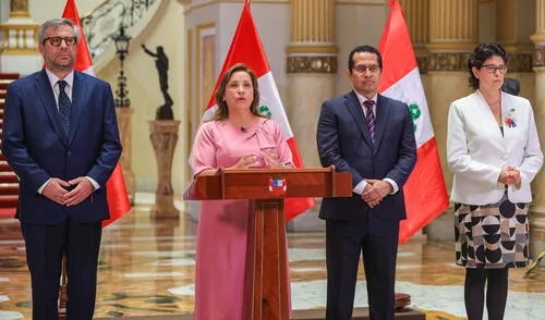 Intenta asegurar su permanencia hasta el 2026. Presidenta Boluarte convocó al proceso de elecciones generales en medio del caos que su gobierno no puede resolver.