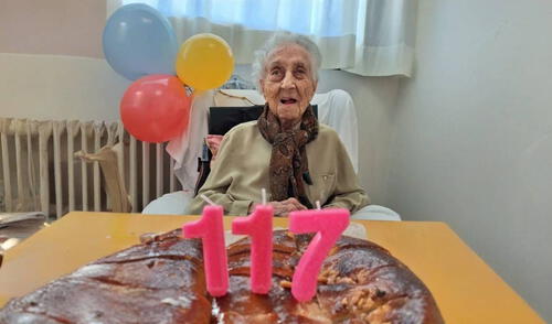 María Branyas rompe récord de longevidad y sorprende la ciencia. Foto: CNN María Branyas rompe récord de longevidad y sorprende la ciencia. Foto: CNN