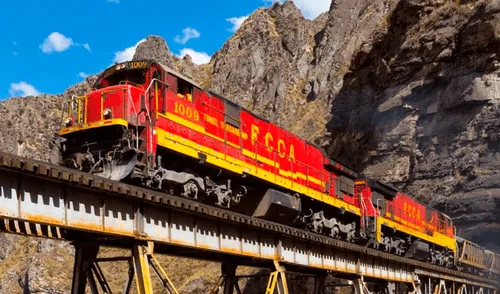 Además, se prevé la conexión del Ferrocarril Central Andino con las Líneas 1 y 2 del Metro de Lima y el Metropolitano.