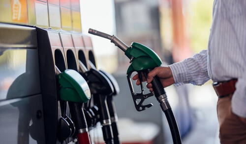 Descubre cuánto cuesta llenar el tanque y cómo afecta a los conductores de la región.