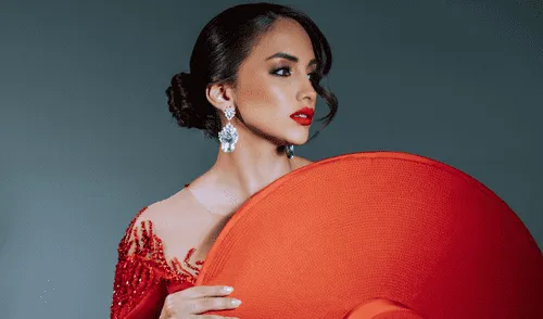 Elegancia y estilo en la pasarela roja del Premio Soberano 2025