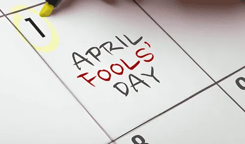 El 1 de abril se celebra el April Fool’s Day, una tradición de bromas con siglos de historia en Estados Unidos.