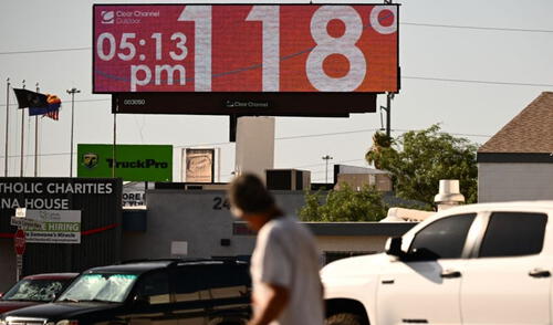 Situada en el desierto de Sonora, experimenta veranos intensos, superando los 45° C en meses críticos. Con 100 días a más de 38° C en 2024, la ciudad establece alarmantes récords de temperaturas. Foto: AFP Situada en el desierto de Sonora, experimenta veranos intensos, superando los 45° C en meses críticos. Con 100 días a más de 38° C en 2024, la ciudad establece alarmantes récords de temperaturas. Foto: AFP