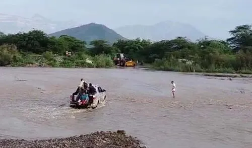 Desborde podría dejar incomunicados a varios pobladores. Foto: Difusión. Desborde podría dejar incomunicados a varios pobladores. Foto: Difusión.