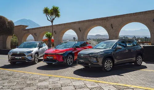 Con más de 15 años en el mercado de movilidad sostenible, Toyota impulsa soluciones como híbridos eléctricos (HEV), híbridos enchufables (PHEV) y vehículos 100% eléctricos (BEV). Con más de 15 años en el mercado de movilidad sostenible, Toyota impulsa soluciones como híbridos eléctricos (HEV), híbridos enchufables (PHEV) y vehículos 100% eléctricos (BEV).