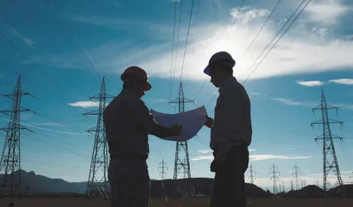 Trabajadores del sector eléctrico incrementarían sus ingresos hasta unos 28 sueldos anuales, por todo concepto Trabajadores del sector eléctrico incrementarían sus ingresos hasta unos 28 sueldos anuales, por todo concepto