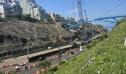 Bajada de Armendáriz cerrará nuevamente para la instalación de puente peatonal. Foto: La República.