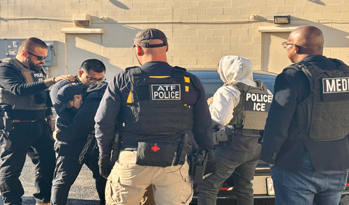 La esposa y la hija del inmigrante ecuatoriano también fueron detenidas en Nueva York. Foto: ICE