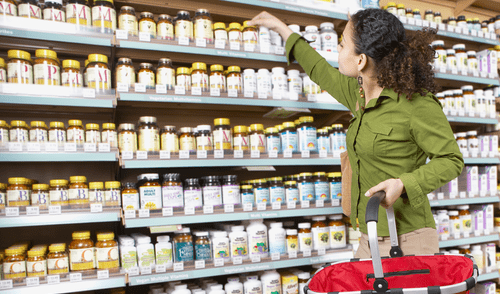 En EE.UU., la FDA ha retirado productos de suplementos dietéticos que contienen ingredientes no declarados, algunos de l