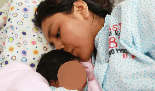 El subsidio de lactancia de EsSalud ayuda a cubrir gastos iniciales tras el nacimiento.