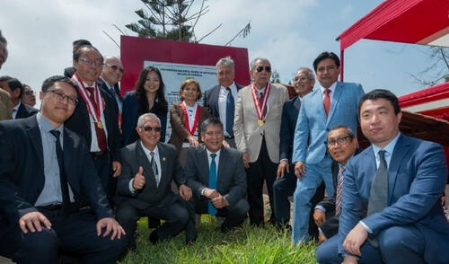 San Marcos en Chancay San Marcos se ha sumado al interés de convertir a Chancay en un importante foco de desarrollo tecnológico. El viernes 4 de abril se colocó la primera piedra del nuevo centro. Foto: U. San Marcos
