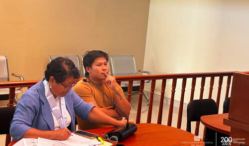 Marden Daniel Paifa Mozombite, de 24 años, aceptó su culpa en un caso de violencia familiar y fue sentenciado a un año y nueve meses de pena privativa de libertad suspendida.